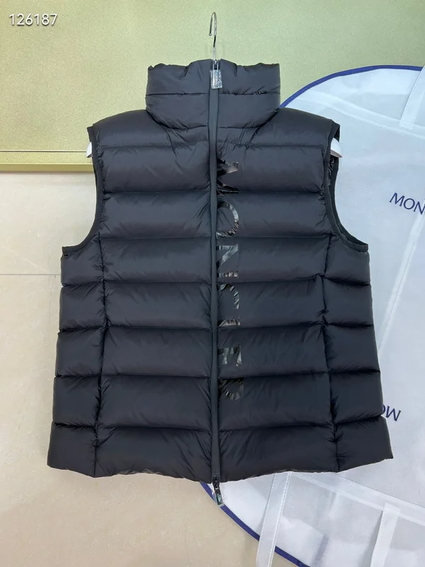 Moncler sz1-5 26yr60 (7)